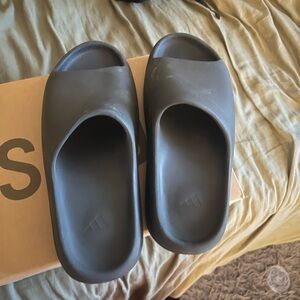 Yeezy Dark Gray Slide Sandals
